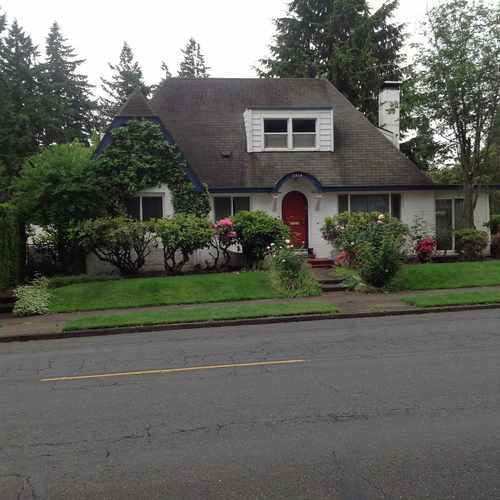 photo of Example Of Neighborhood Homes at 214 West 32nd Street Vancouver WA 98660