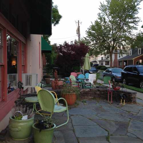 photo of Funky Chairs at 205 East Del Ray Avenue Alexandria VA 22301