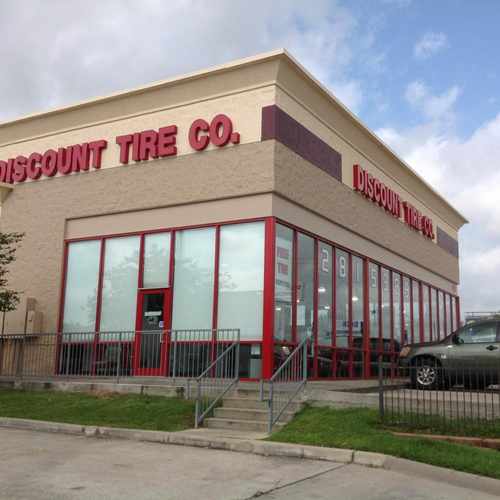 photo of Discount Tire Co at 604 Marina Bay Drive Kemah TX 77565