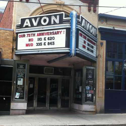 photo of Avon Cinema at 260 Thayer Street Providence RI 02906