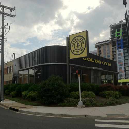 photo of Gold's Gym at 3910 Wilson Boulevard Arlington VA 22203