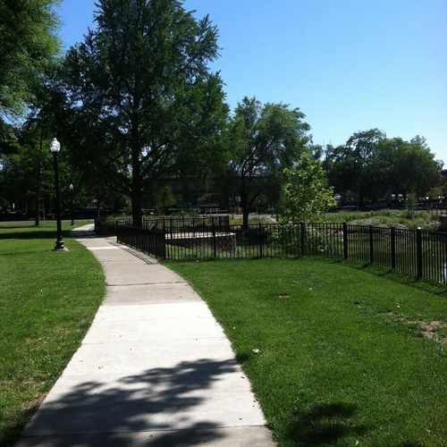 photo of South Side Park at 2249 8th St Sacramento CA 95818