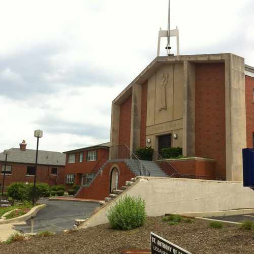 photo of St Anthony of Padua at 2510 Richmond Street Northwest Grand Rapids MI 49504