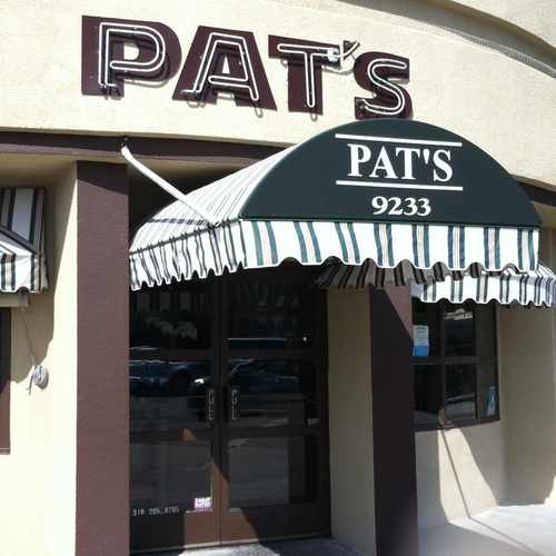 photo of Pat's Restaurant and Catering at 9233 West Pico Boulevard Los Angeles CA 90035