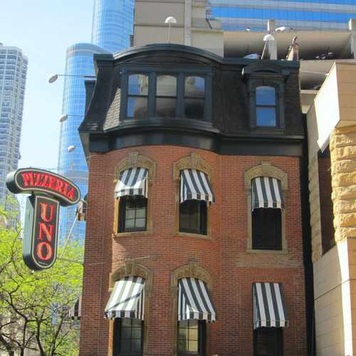 photo of Uno at 29 East Ohio Street Chicago IL 60611