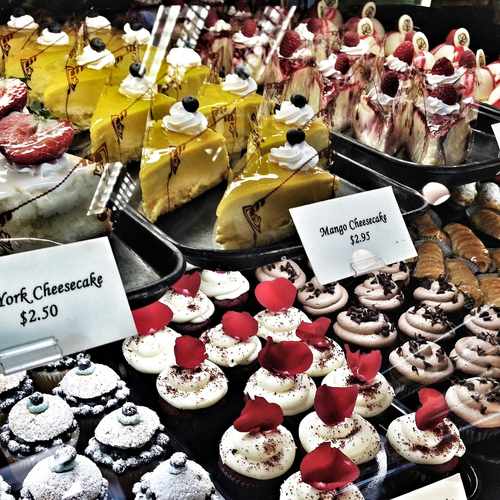 photo of Porto's Bakery at 315 North Brand Boulevard Glendale CA 91203