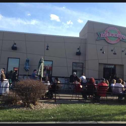 photo of Maloney's Sports Bar & Grill at 7201 West 79th Street Overland Park KS 66204