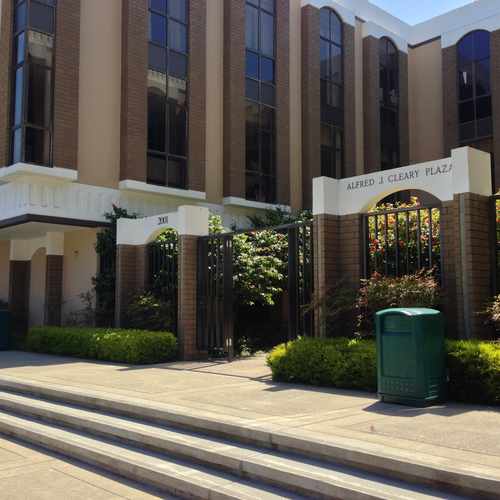 photo of St. Ignatius College Preparatory at 2001 37th Avenue San Francisco CA 94116