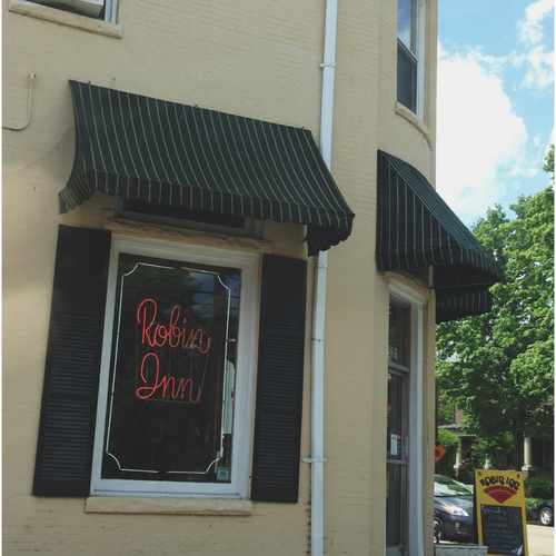 photo of Robin Inn RVA at 2551 Monument Avenue Richmond VA 23220