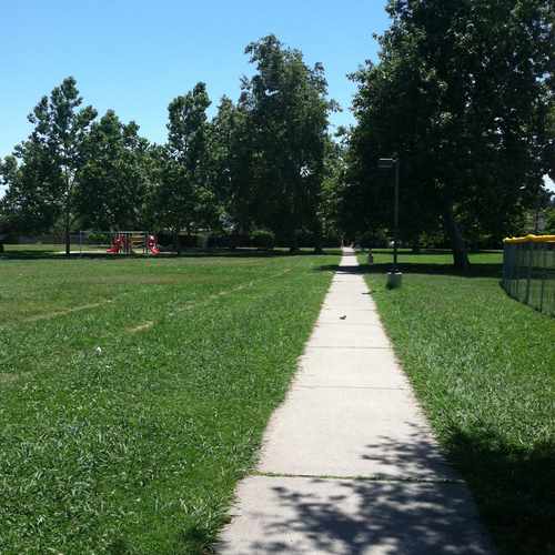 photo of Babcock Park at 2256 Waterford Rd Sacramento CA 95815