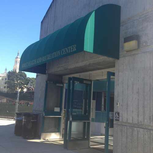 photo of Koret Health and Recreation Center at 3001 Turk Blvd San Francisco CA 94118