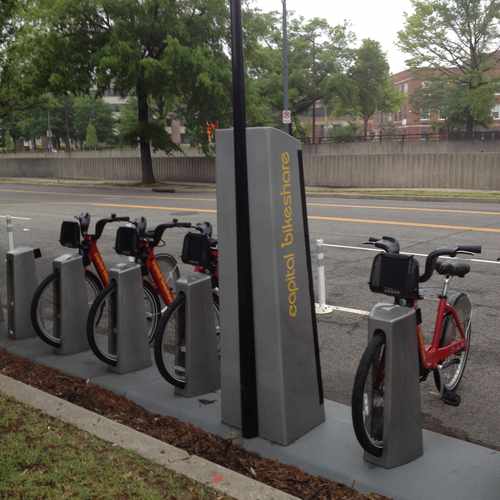 photo of Capital Bikeshare: 7th & Water St SW / SW Waterfront at 1054 Water Street Southwest Washington DC 20024