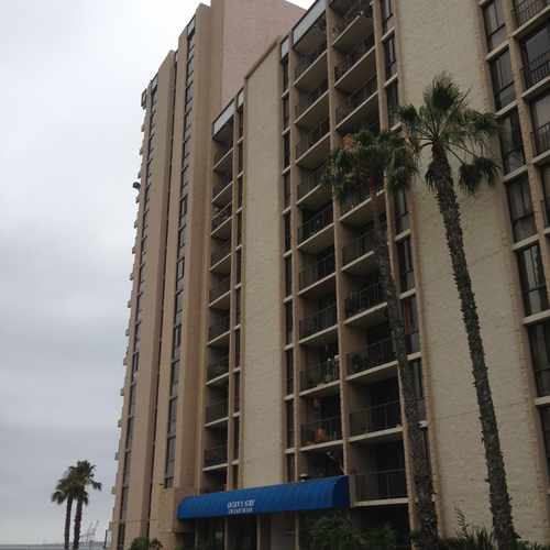 photo of Queens Surf at 1739 East Ocean Boulevard Long Beach CA 90802
