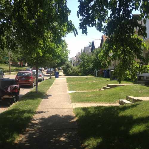 photo of Clinton Street at 202 Leeds Alley Columbus OH 43202