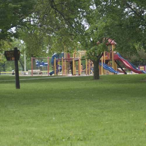 photo of Hillside Carver Playground at 14 Milwaukee WI 53223