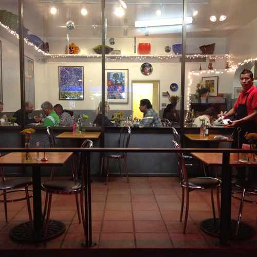 photo of Saffron Thai at 1802 West Washington Street San Diego CA 92103