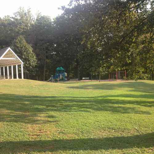 photo of Greenleaf Park at 1400 Greenleaf Lane Charlottesville VA 22903