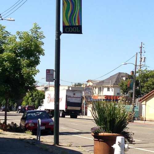 photo of Telegraph Av:60th St at 485 60th Street Oakland CA 94609