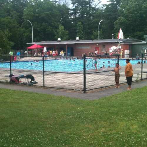 photo of Public Pool at Main Greeting Road Springfield MA 01108