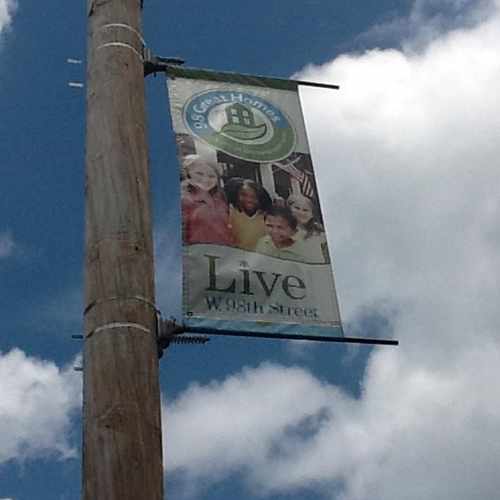 photo of MADISON AV & W 98TH ST at 2022 West 98th Street Cleveland OH 44102