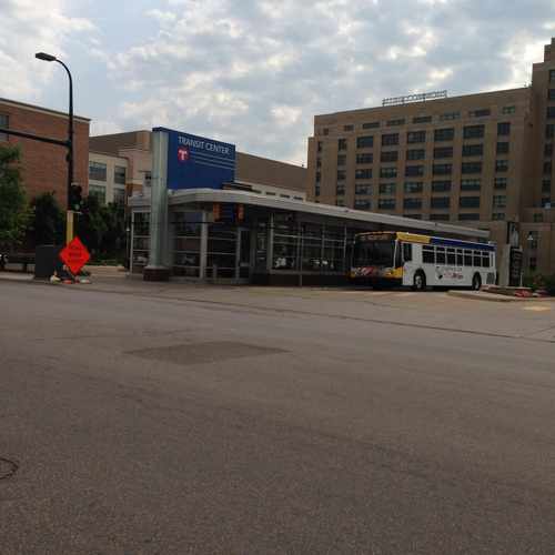 photo of Chicago-Lake TC & Chicago Av S at 2949 Chicago Ave S Minneapolis MN 55407