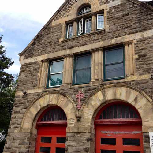 photo of Philadelphia Fire Department Engine 37 at 131 West Highland Avenue Philadelphia PA 19118