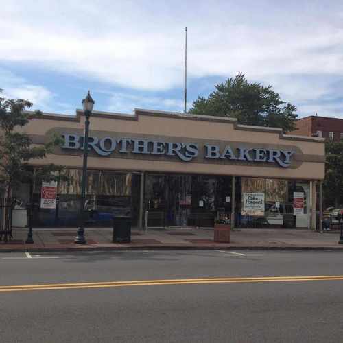 photo of Brothers bakery at 365 Kearny Avenue Kearny NJ 07032