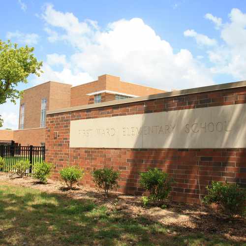 photo of First Ward Elementary School at 715 North Caldwell Street Charlotte NC 28202