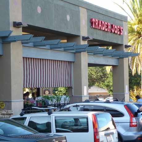 Photo of Trader Joe's in Los Altos