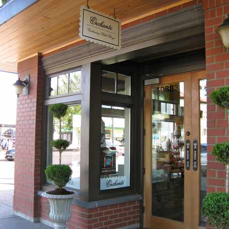 Photo of Enchante in Milwaukie